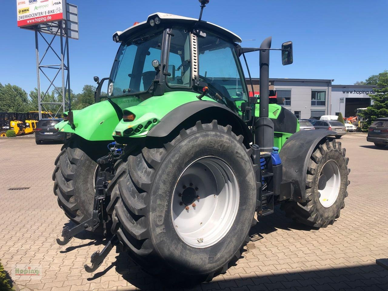 Deutz-Fahr 7210 TTV - Трактор: снимка 5 Deutz-Fahr 7210 TTV - Трактор: снимка 5