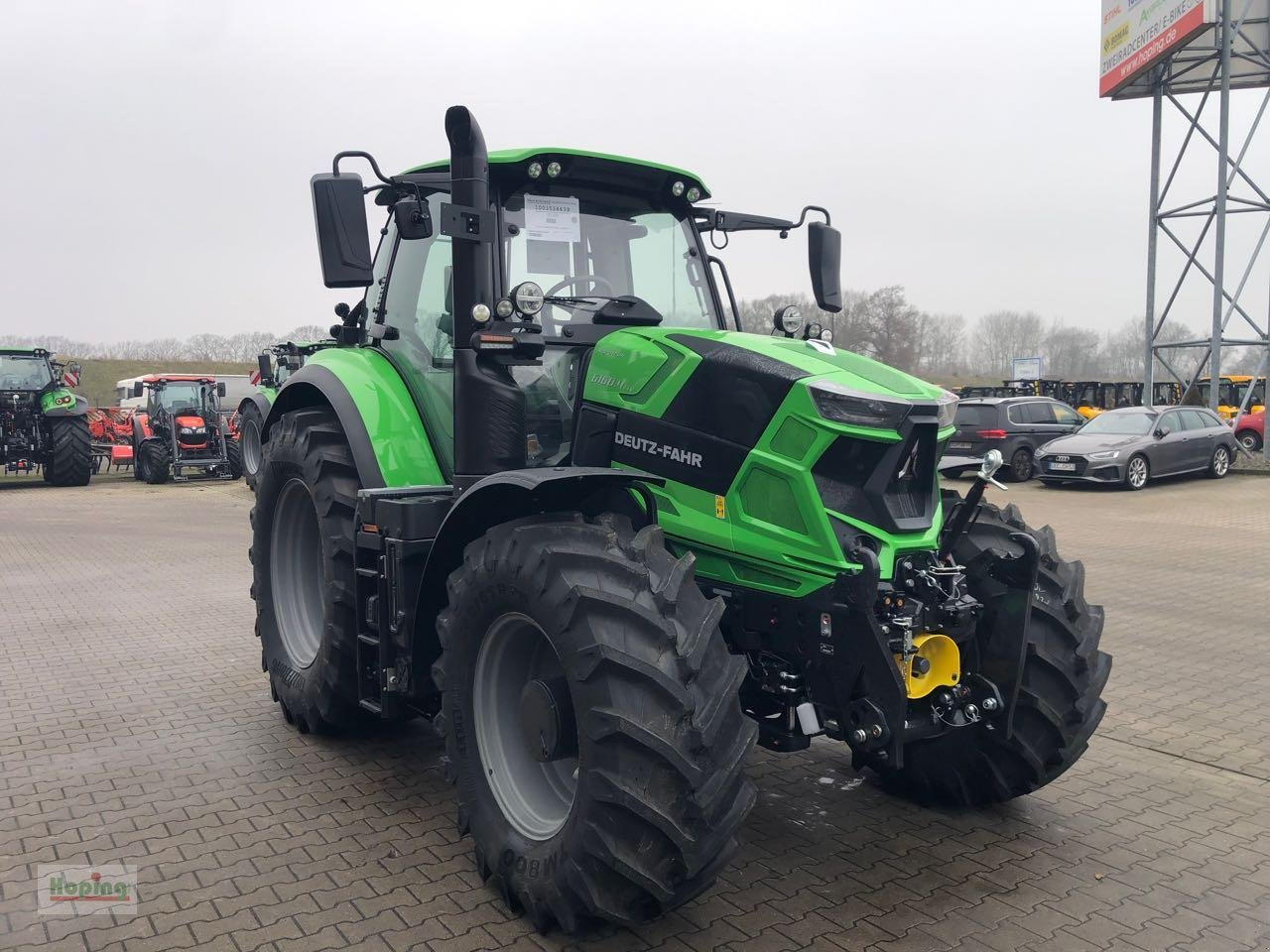 Deutz-Fahr Deutz 6160.4 TTV - Трактор: снимка 3 Deutz-Fahr Deutz 6160.4 TTV - Трактор: снимка 3