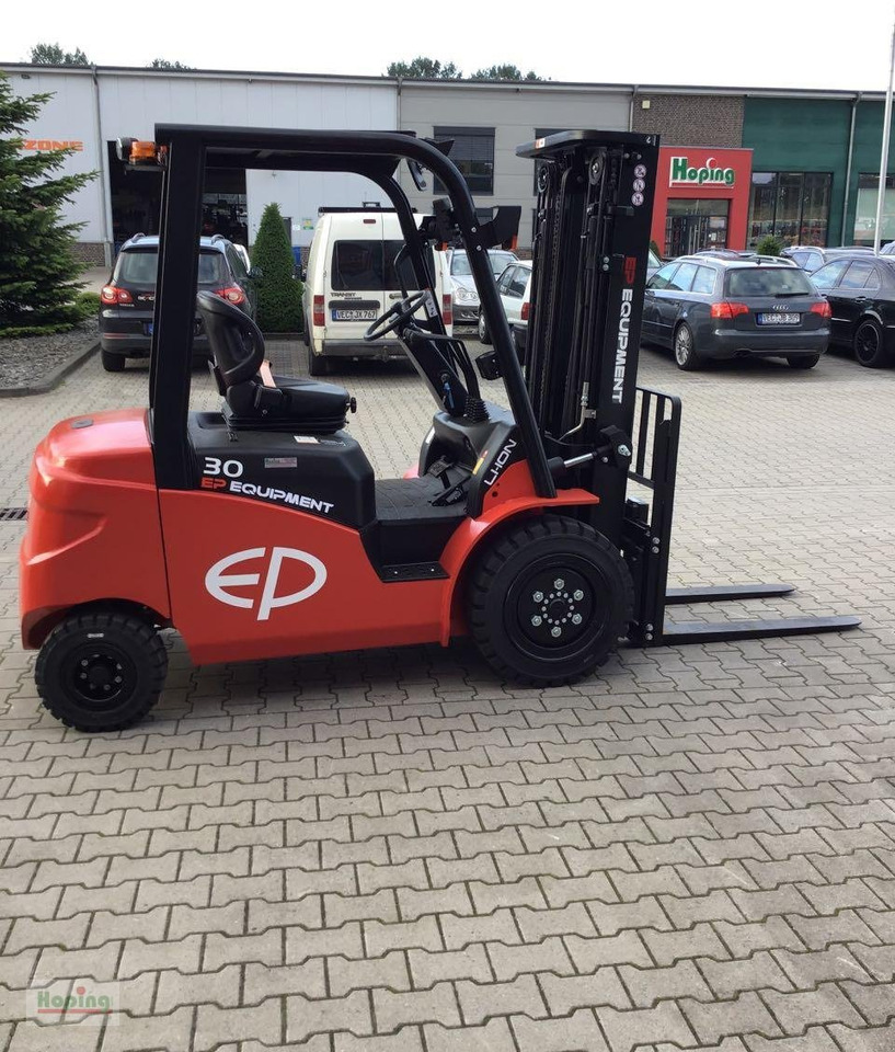 EP Equipment EFL303 - Електрокар: снимка 5 EP Equipment EFL303 - Електрокар: снимка 5