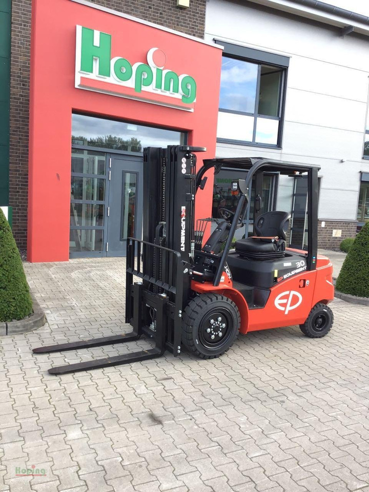 EP Equipment EFL303 - Електрокар: снимка 1 EP Equipment EFL303 - Електрокар: снимка 1
