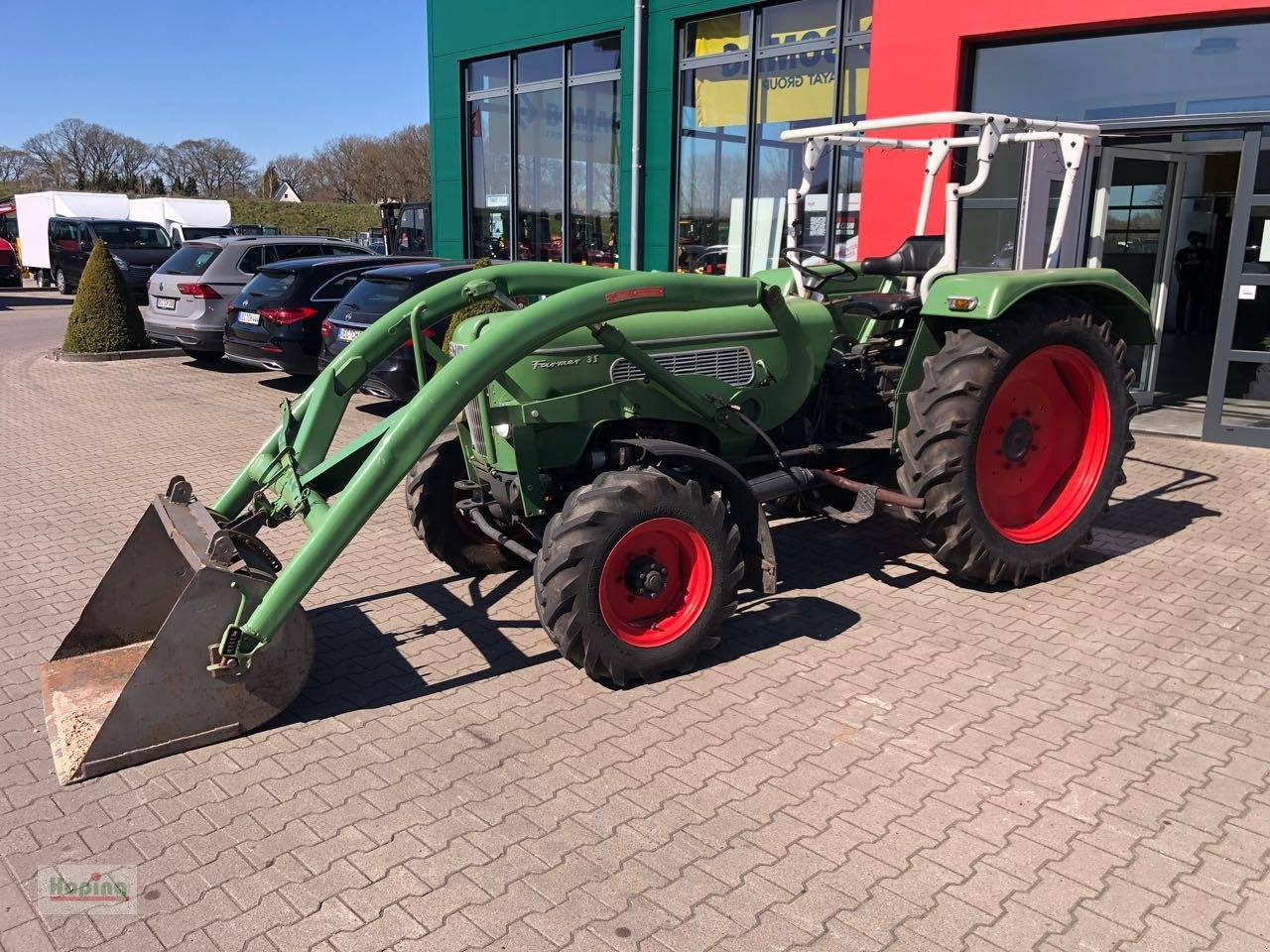 Fendt Farmer 3s - Трактор: снимка 2 Fendt Farmer 3s - Трактор: снимка 2