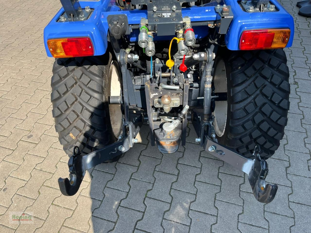 Трактор за комунални дейности Iseki TM3267 AL: снимка 6