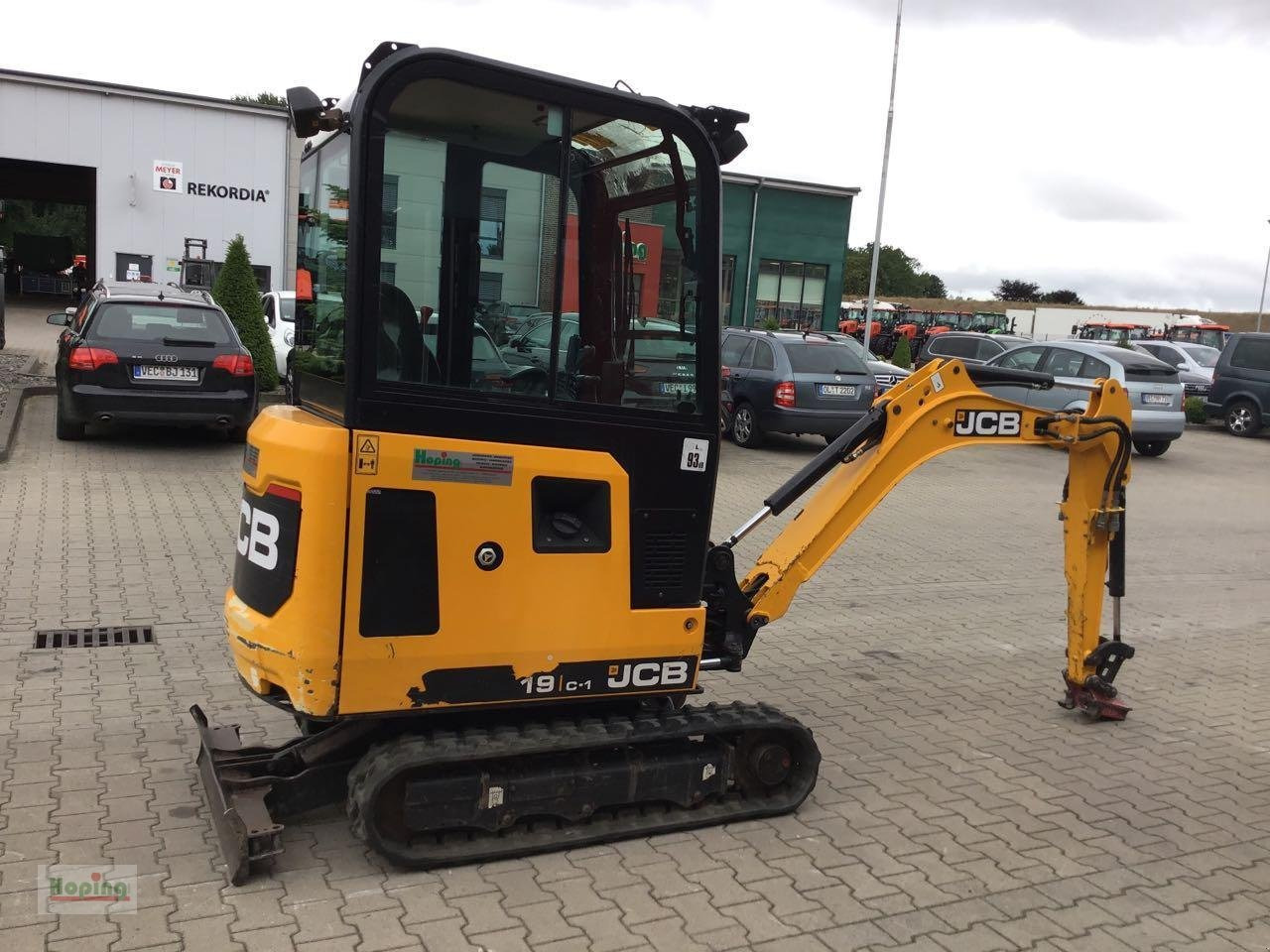 JCB 19C-1 - Мини багер: снимка 4 JCB 19C-1 - Мини багер: снимка 4