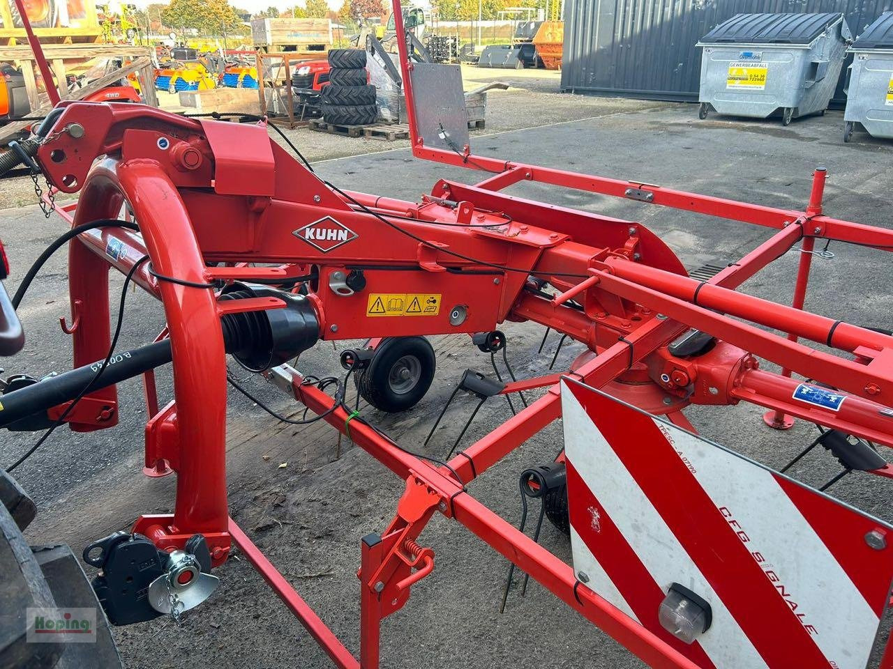 Kuhn GF642 - Гребло/ Сенообръщачка: снимка 3 Kuhn GF642 - Гребло/ Сенообръщачка: снимка 3