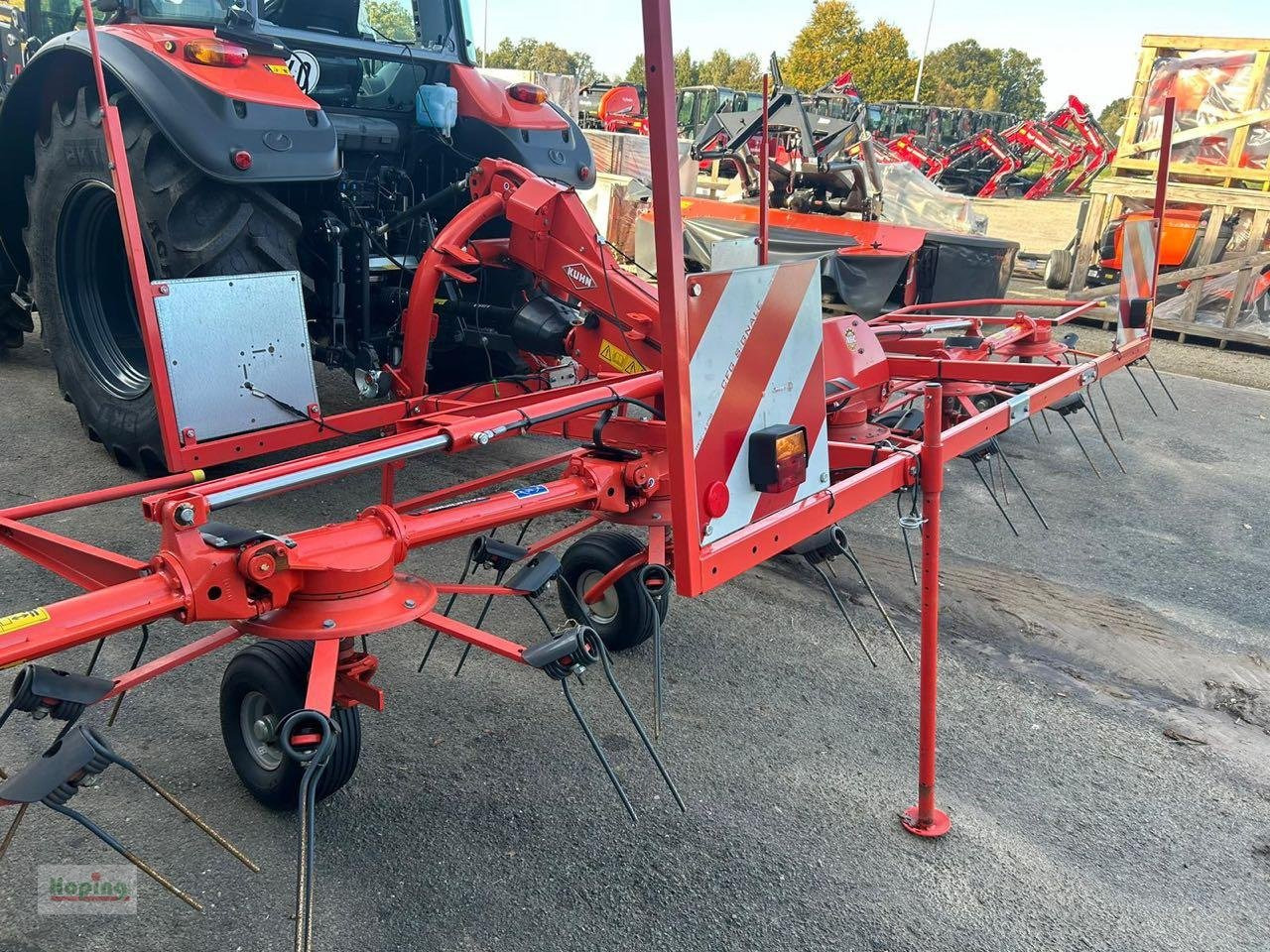 Kuhn GF642 - Гребло/ Сенообръщачка: снимка 2 Kuhn GF642 - Гребло/ Сенообръщачка: снимка 2