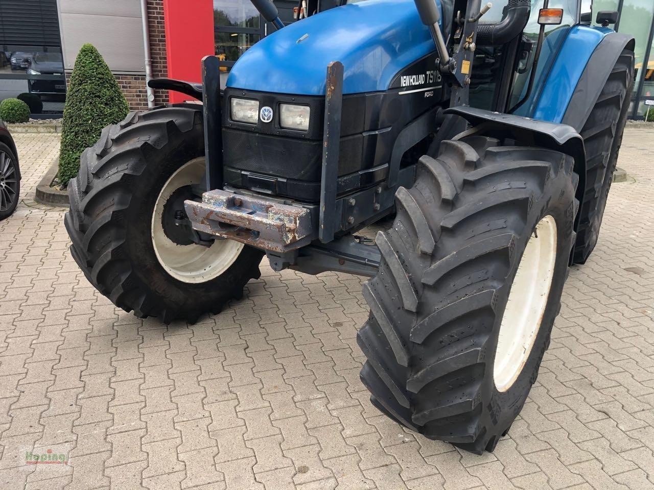 New Holland TSA 115 - Трактор: снимка 3 New Holland TSA 115 - Трактор: снимка 3