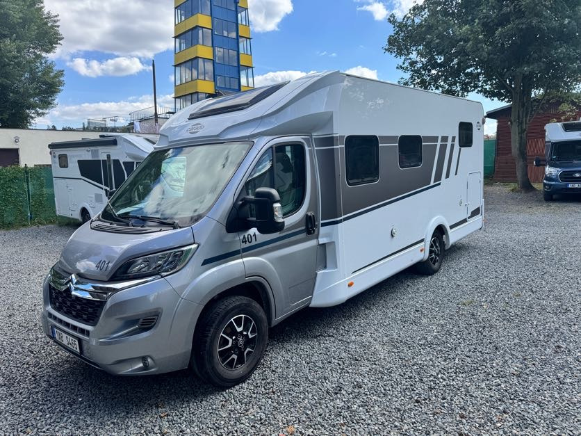CARADO T447 PRO+ , camera, radio, awning, bike holder, LPG, ALU - Полуинтегриран кемпер: снимка 2 CARADO T447 PRO+ , camera, radio, awning, bike holder, LPG, ALU - Полуинтегриран кемпер: снимка 2