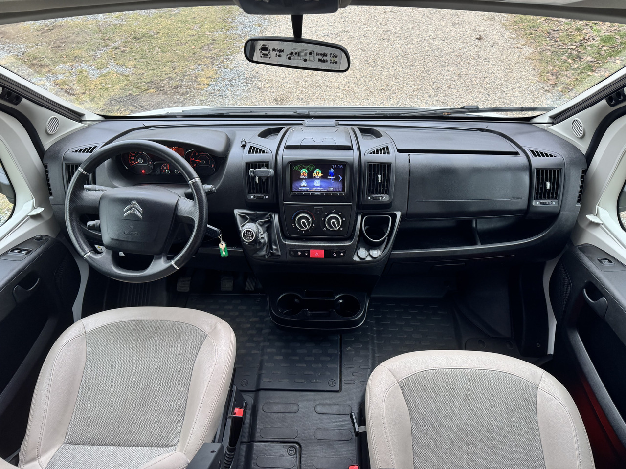 Adria Matrix M 670 SL - Кемпер: снимка 4 Adria Matrix M 670 SL - Кемпер: снимка 4