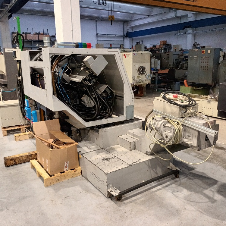 Tornio a fantina mobile a 9 assi Cnc Citizen M32-III - Металообработваща машина: снимка 4 Tornio a fantina mobile a 9 assi Cnc Citizen M32-III - Металообработваща машина: снимка 4