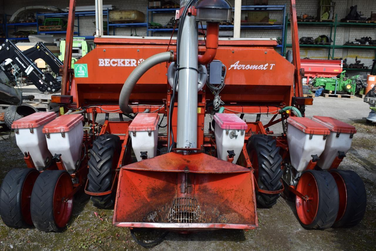 Becker AEROMAT T6Z - Прецизна сеялка: снимка 3 Becker AEROMAT T6Z - Прецизна сеялка: снимка 3