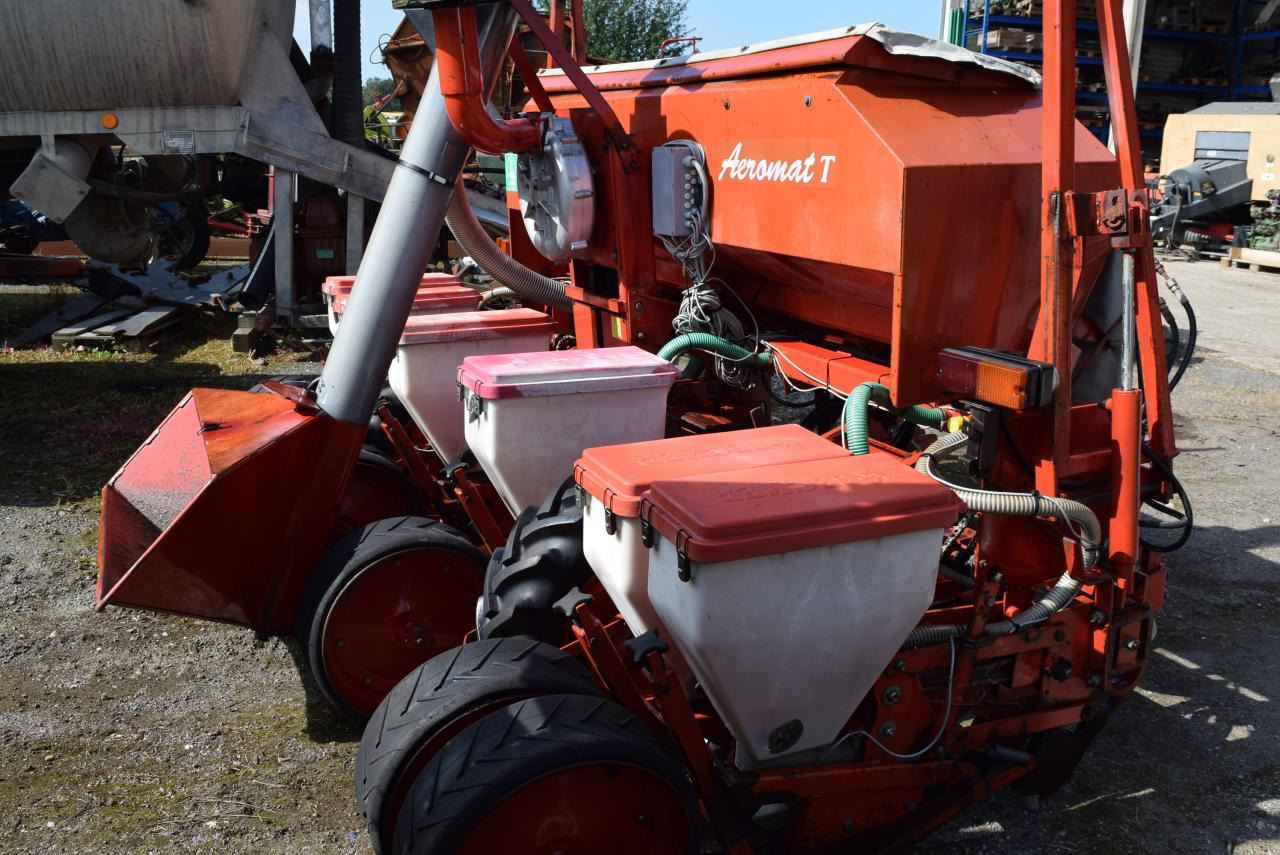 Becker AEROMAT T6Z - Прецизна сеялка: снимка 2 Becker AEROMAT T6Z - Прецизна сеялка: снимка 2