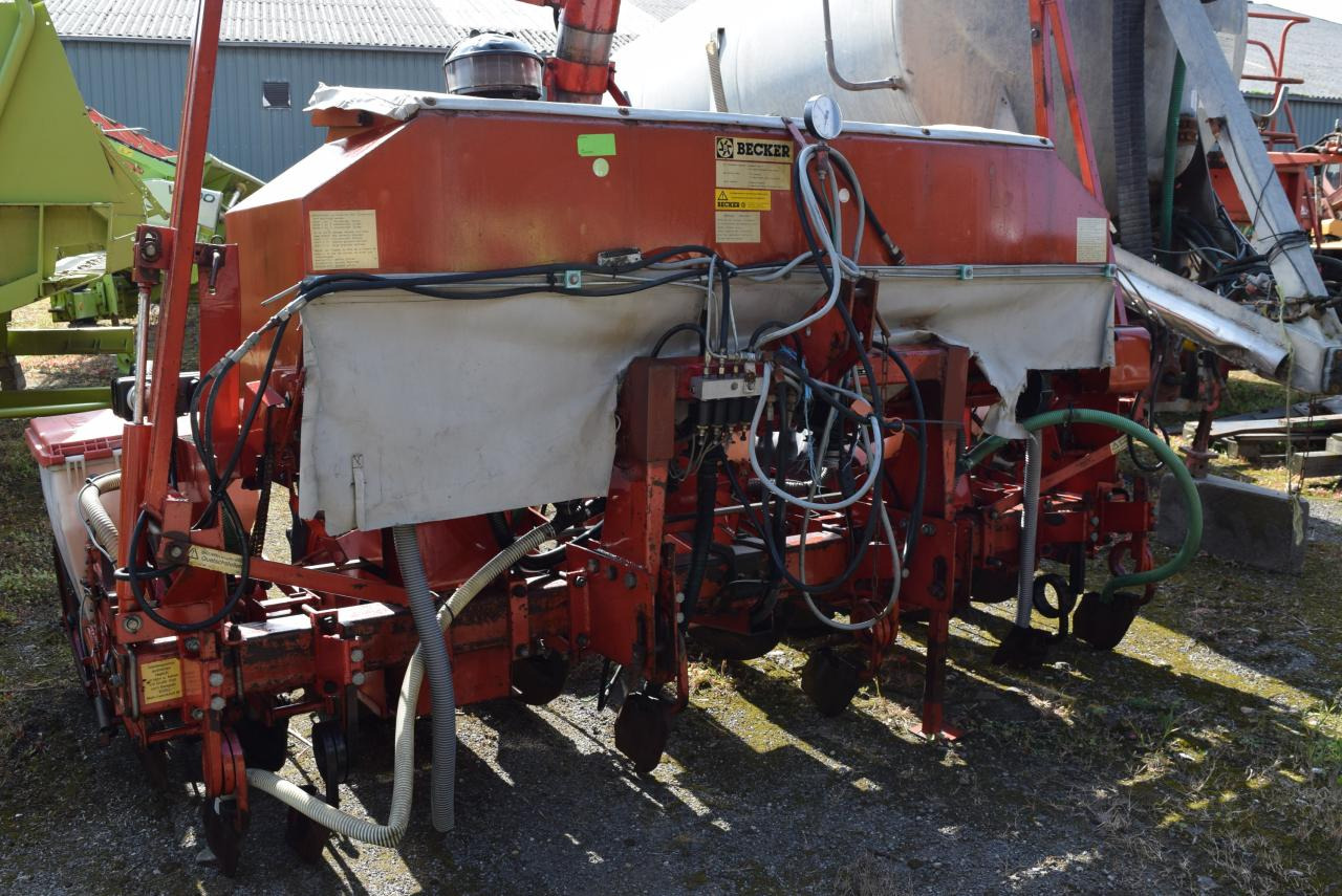 Becker AEROMAT T6Z - Прецизна сеялка: снимка 1 Becker AEROMAT T6Z - Прецизна сеялка: снимка 1
