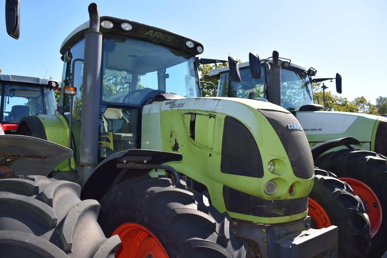 CLAAS Ares 617 ATZ - Трактор: снимка 2 CLAAS Ares 617 ATZ - Трактор: снимка 2