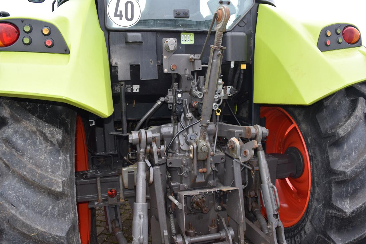 CLAAS Arion 420 CIS - Трактор: снимка 5 CLAAS Arion 420 CIS - Трактор: снимка 5