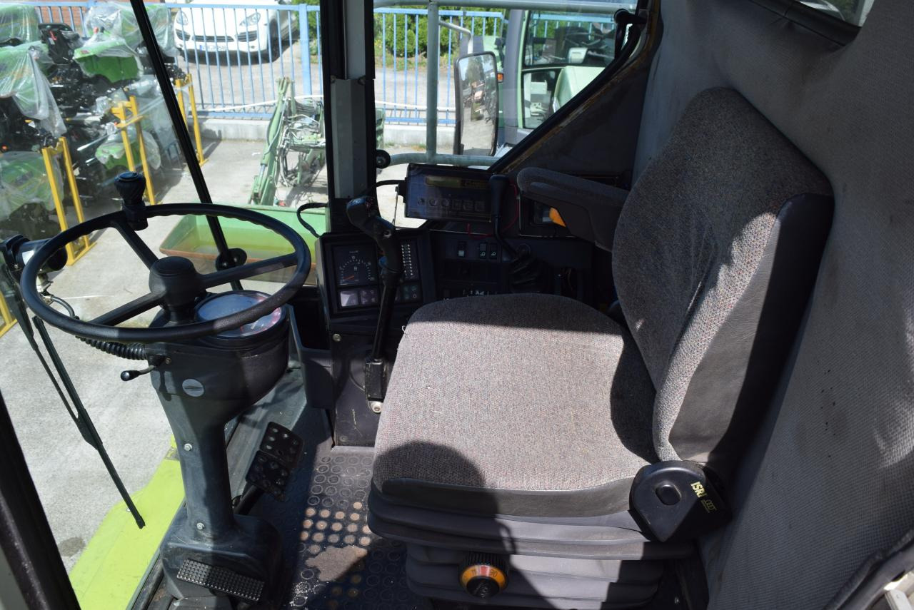 CLAAS Dominator 118 SL Maxi - Зърнокомбайн: снимка 5 CLAAS Dominator 118 SL Maxi - Зърнокомбайн: снимка 5