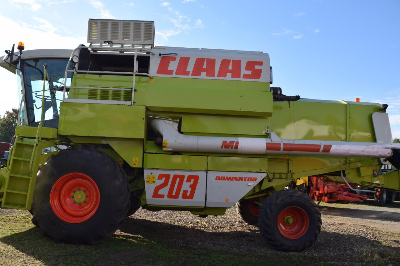 CLAAS Dominator 203 Mega - Зърнокомбайн: снимка 4 CLAAS Dominator 203 Mega - Зърнокомбайн: снимка 4