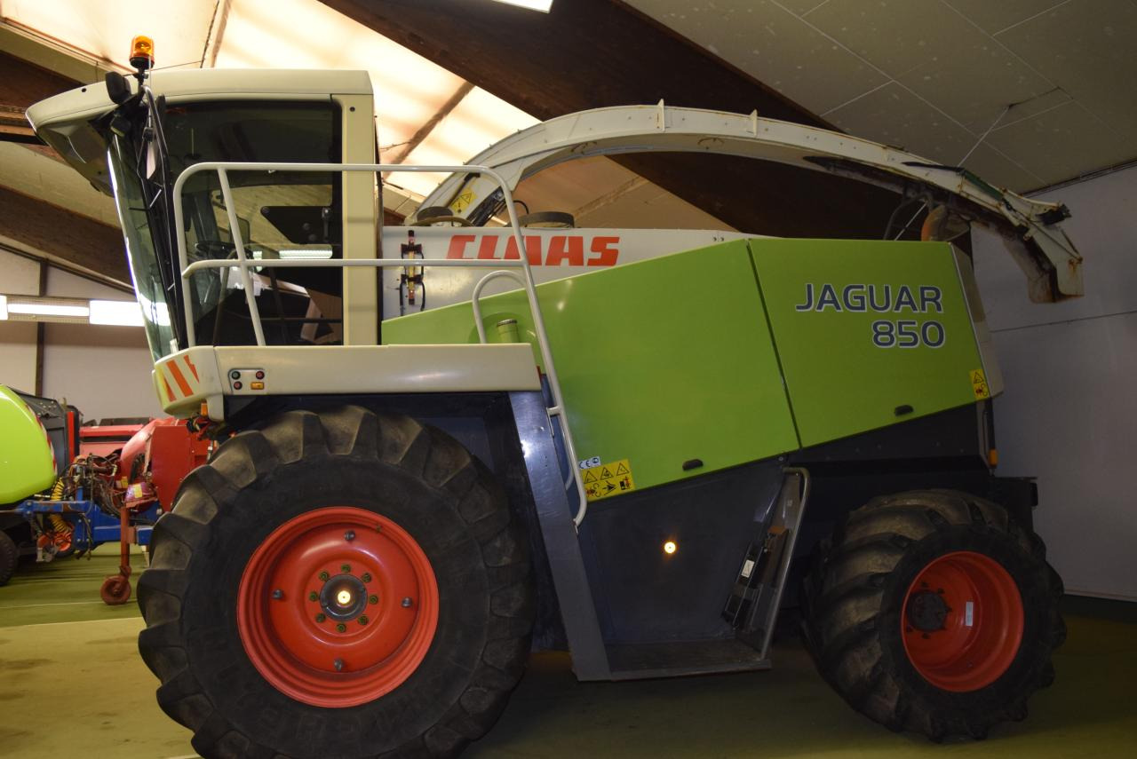 CLAAS Jaguar 850 - Силажокомбайн: снимка 1 CLAAS Jaguar 850 - Силажокомбайн: снимка 1