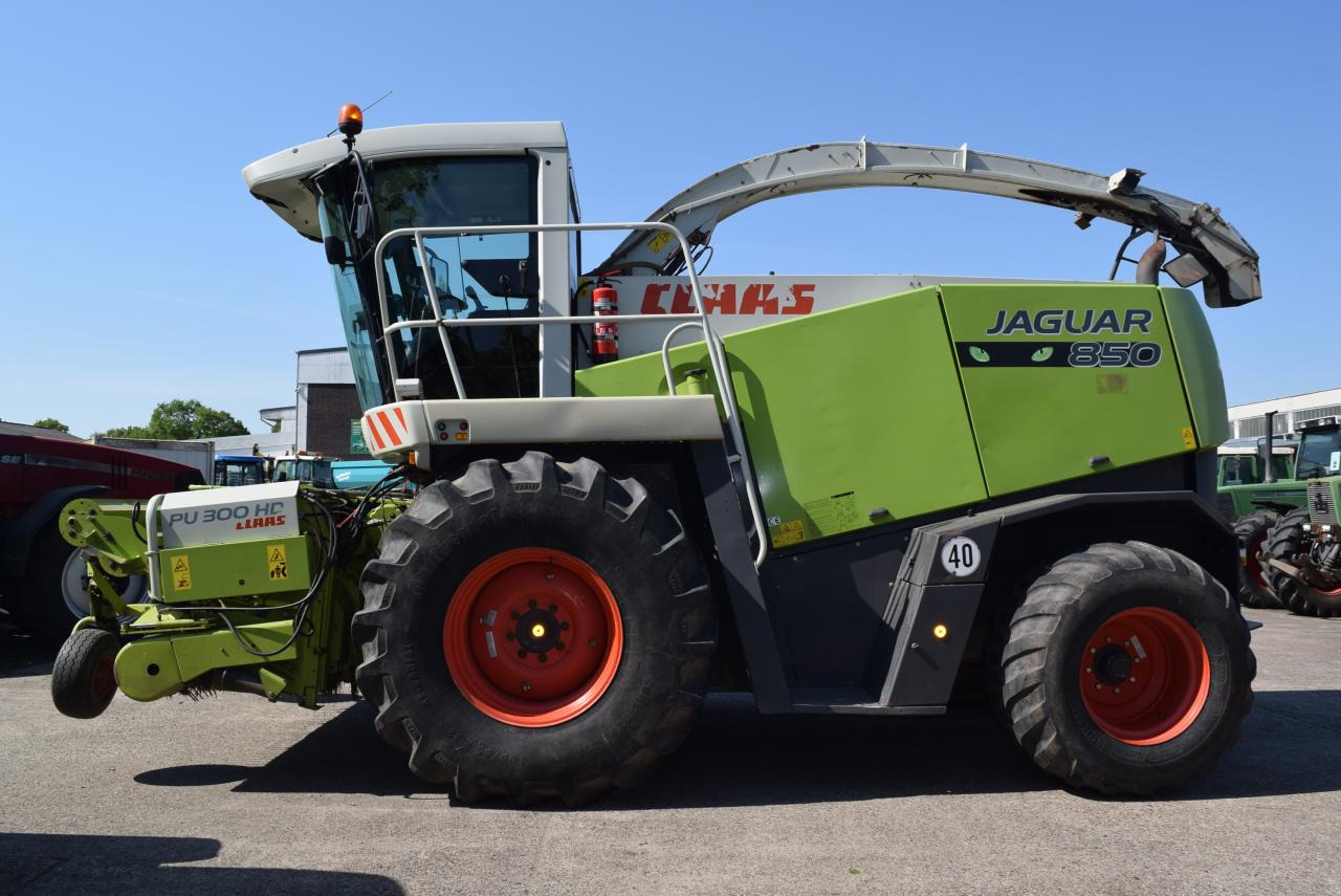 CLAAS Jaguar 850 Speedstar - Силажокомбайн: снимка 1 CLAAS Jaguar 850 Speedstar - Силажокомбайн: снимка 1