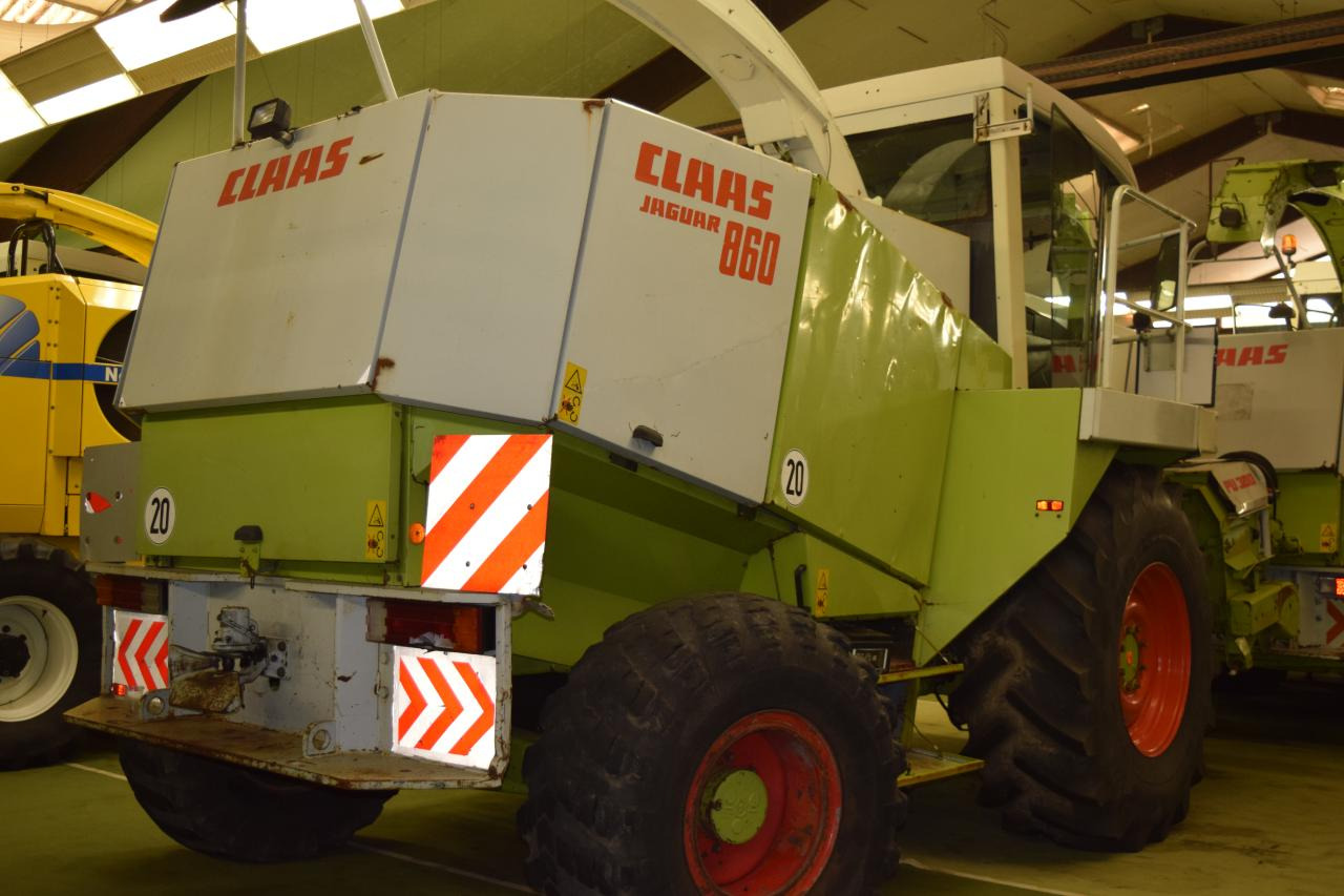 CLAAS Jaguar 860 - Силажокомбайн: снимка 4 CLAAS Jaguar 860 - Силажокомбайн: снимка 4
