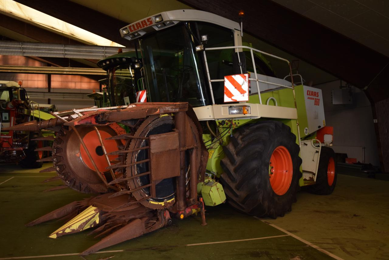 CLAAS Jaguar 860 - Силажокомбайн: снимка 2 CLAAS Jaguar 860 - Силажокомбайн: снимка 2