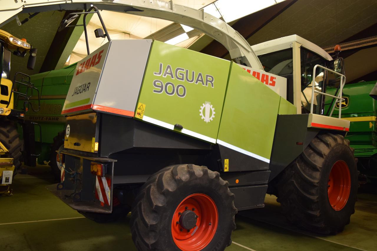 CLAAS Jaguar 900 - Силажокомбайн: снимка 4 CLAAS Jaguar 900 - Силажокомбайн: снимка 4