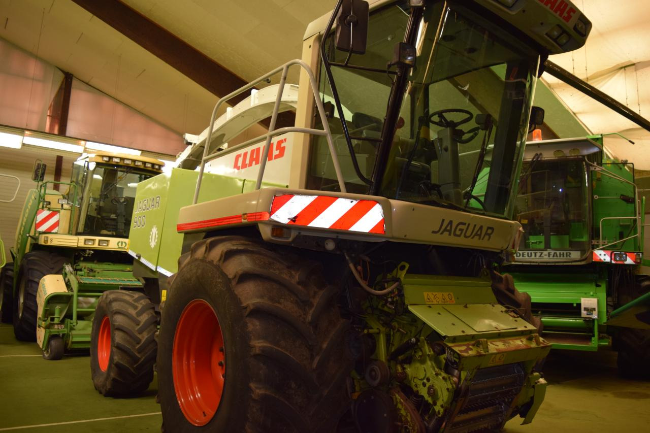 CLAAS Jaguar 900 - Силажокомбайн: снимка 3 CLAAS Jaguar 900 - Силажокомбайн: снимка 3