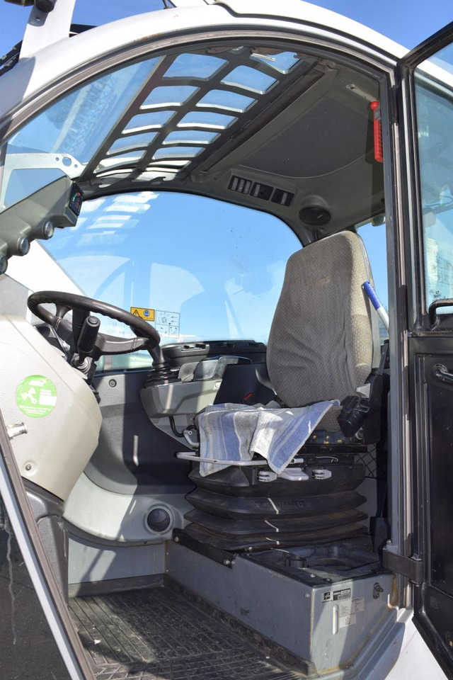 Телескопичен товарач CLAAS SCORPION 7044: снимка 7