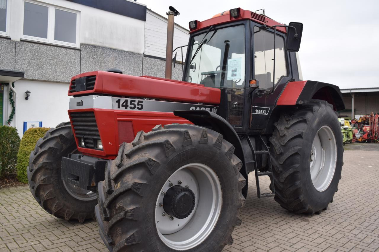 Case-IH 1455 XL A - Трактор: снимка 4 Case-IH 1455 XL A - Трактор: снимка 4