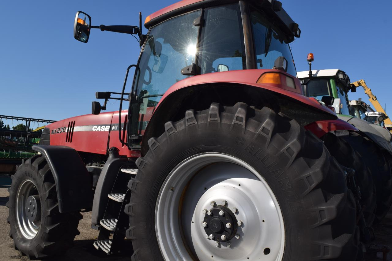 Case-IH MX 230 Magnum - Трактор: снимка 4 Case-IH MX 230 Magnum - Трактор: снимка 4