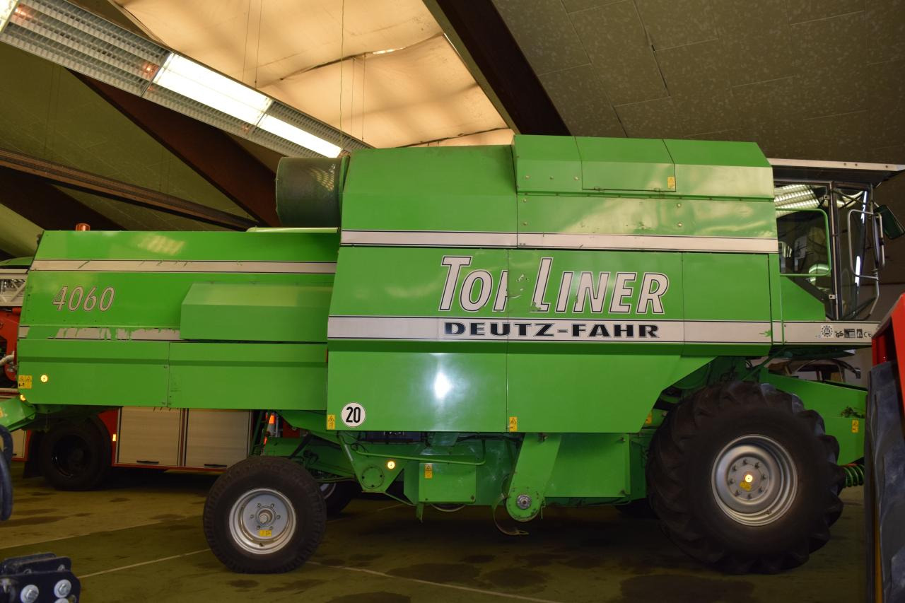 Deutz-Fahr 4060 TopL. - Зърнокомбайн: снимка 1 Deutz-Fahr 4060 TopL. - Зърнокомбайн: снимка 1