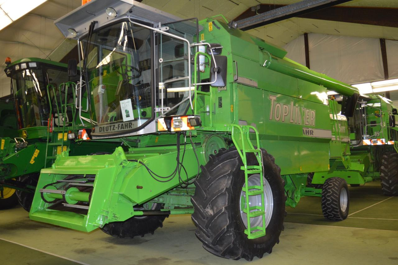 Deutz-Fahr 4075 HTS TopL. - Зърнокомбайн: снимка 1 Deutz-Fahr 4075 HTS TopL. - Зърнокомбайн: снимка 1