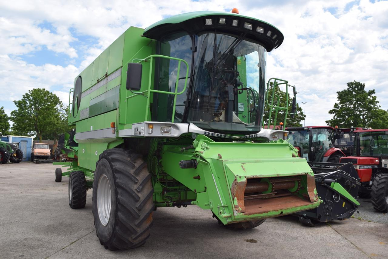 Deutz-Fahr 5660 HTS - Зърнокомбайн: снимка 2 Deutz-Fahr 5660 HTS - Зърнокомбайн: снимка 2