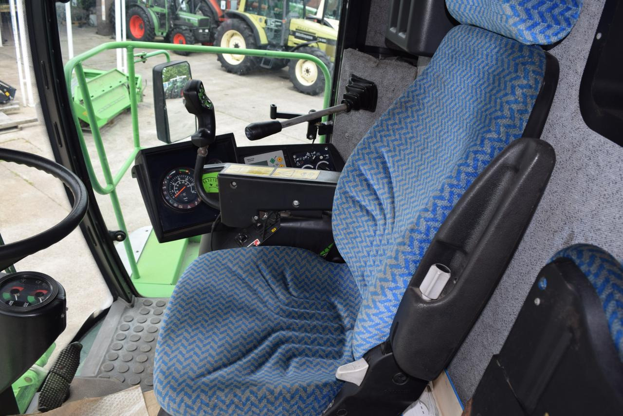 Deutz-Fahr 5660 HTS - Зърнокомбайн: снимка 5 Deutz-Fahr 5660 HTS - Зърнокомбайн: снимка 5