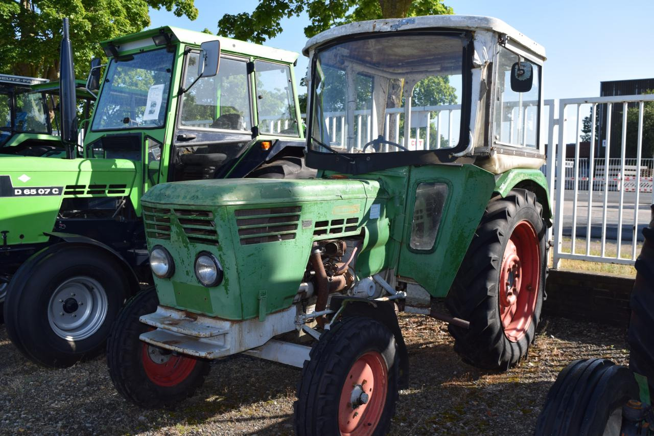 Deutz-Fahr D4006 - Трактор: снимка 1 Deutz-Fahr D4006 - Трактор: снимка 1