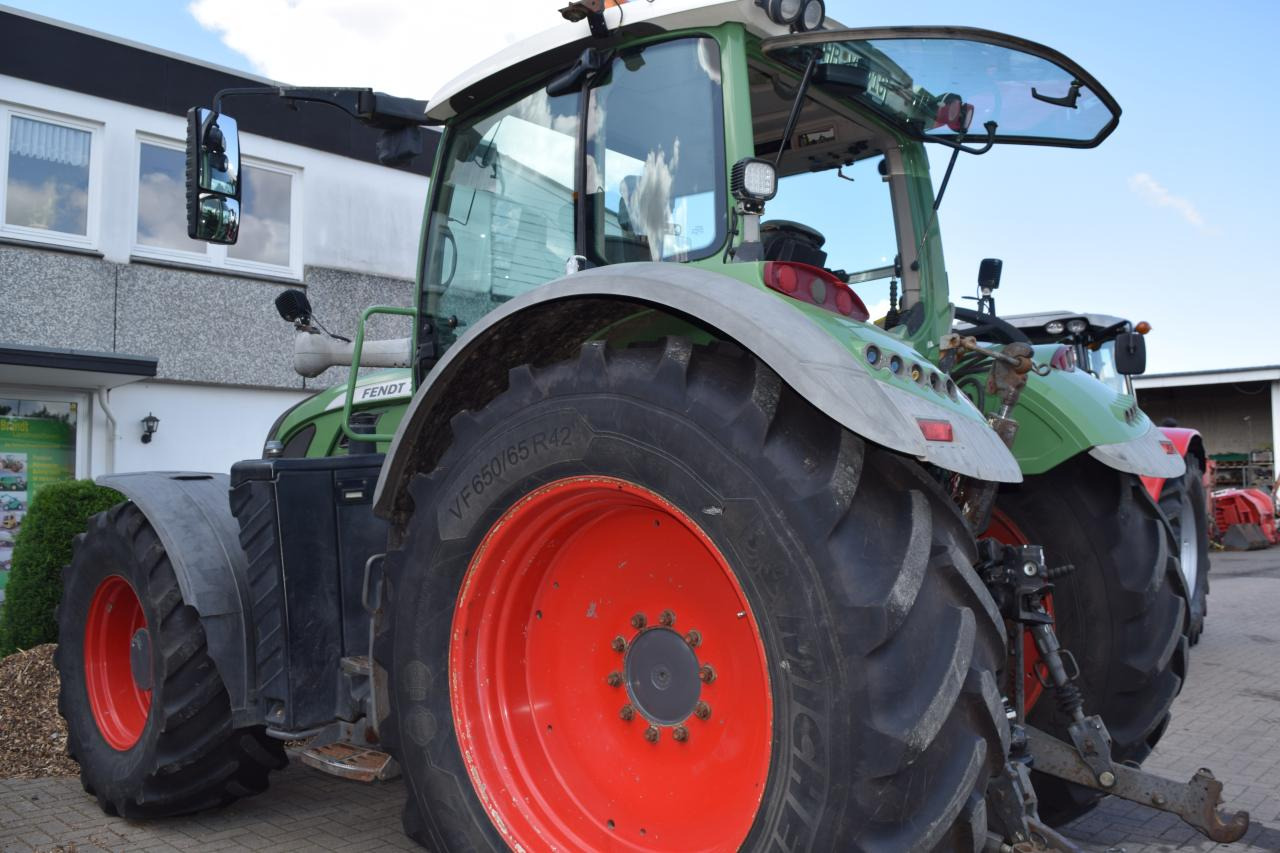 Fendt 724 Vario TMS SCR ProfiPlus - Трактор: снимка 4 Fendt 724 Vario TMS SCR ProfiPlus - Трактор: снимка 4