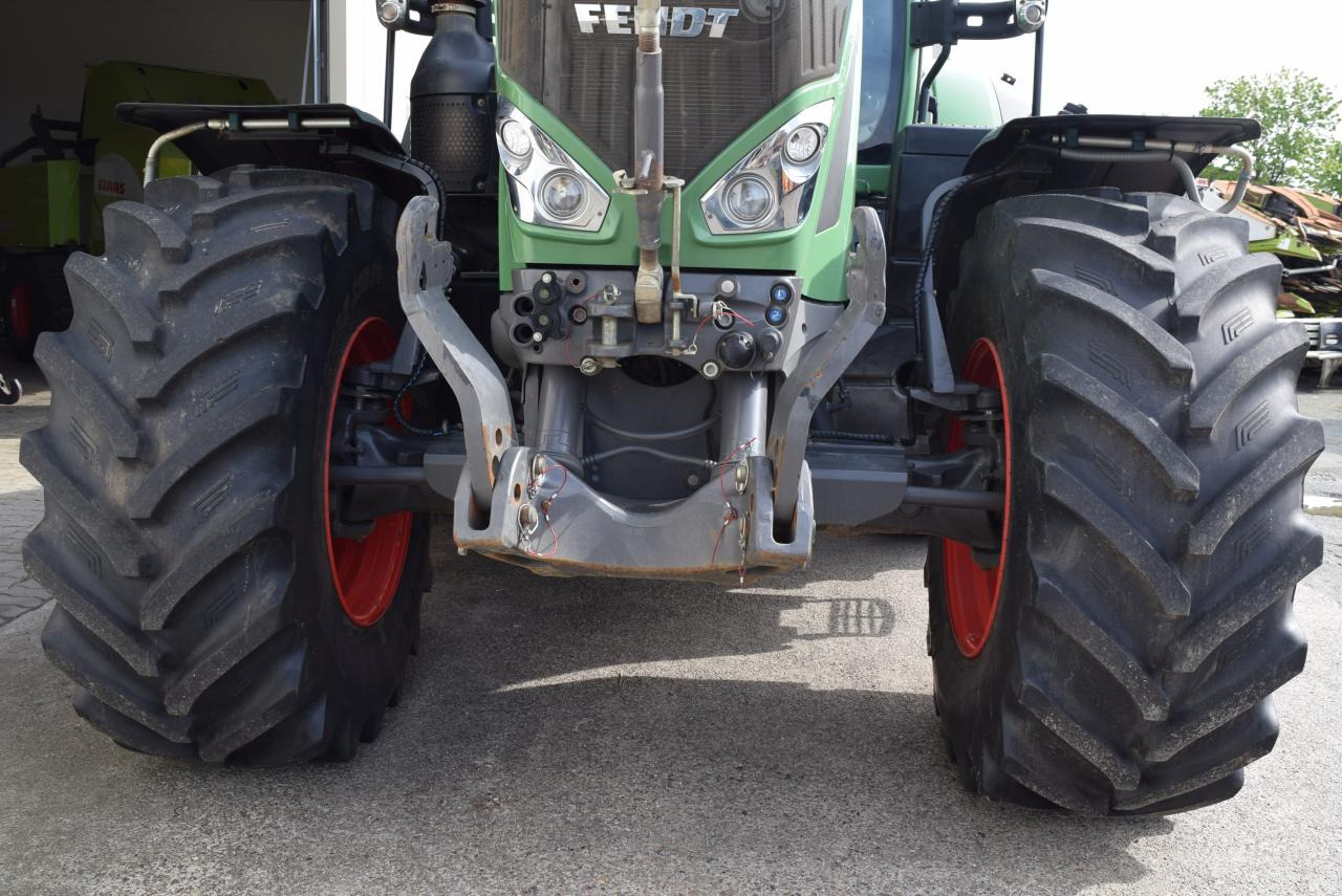 Fendt 826 Vario ProfiPlus, - Трактор: снимка 4 Fendt 826 Vario ProfiPlus, - Трактор: снимка 4