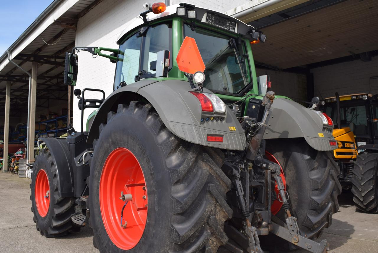 Fendt 826 Vario ProfiPlus, - Трактор: снимка 5 Fendt 826 Vario ProfiPlus, - Трактор: снимка 5