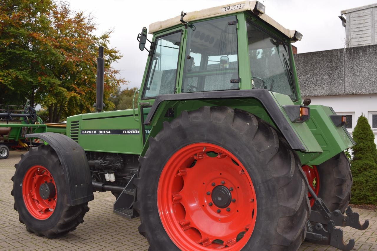 Fendt Farmer 311 LSA - Трактор: снимка 5 Fendt Farmer 311 LSA - Трактор: снимка 5