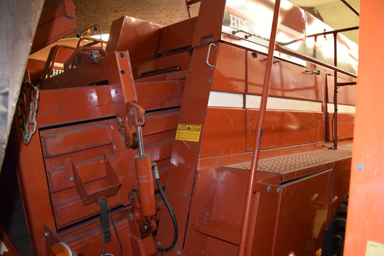 Fiat Hesston 4700 - Сламопреса за квадратни бали: снимка 3 Fiat Hesston 4700 - Сламопреса за квадратни бали: снимка 3