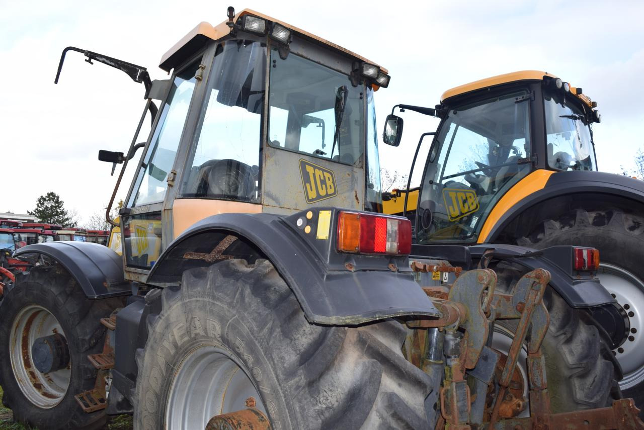 JCB Fastrac 2135 - 4WS - Трактор: снимка 3 JCB Fastrac 2135 - 4WS - Трактор: снимка 3
