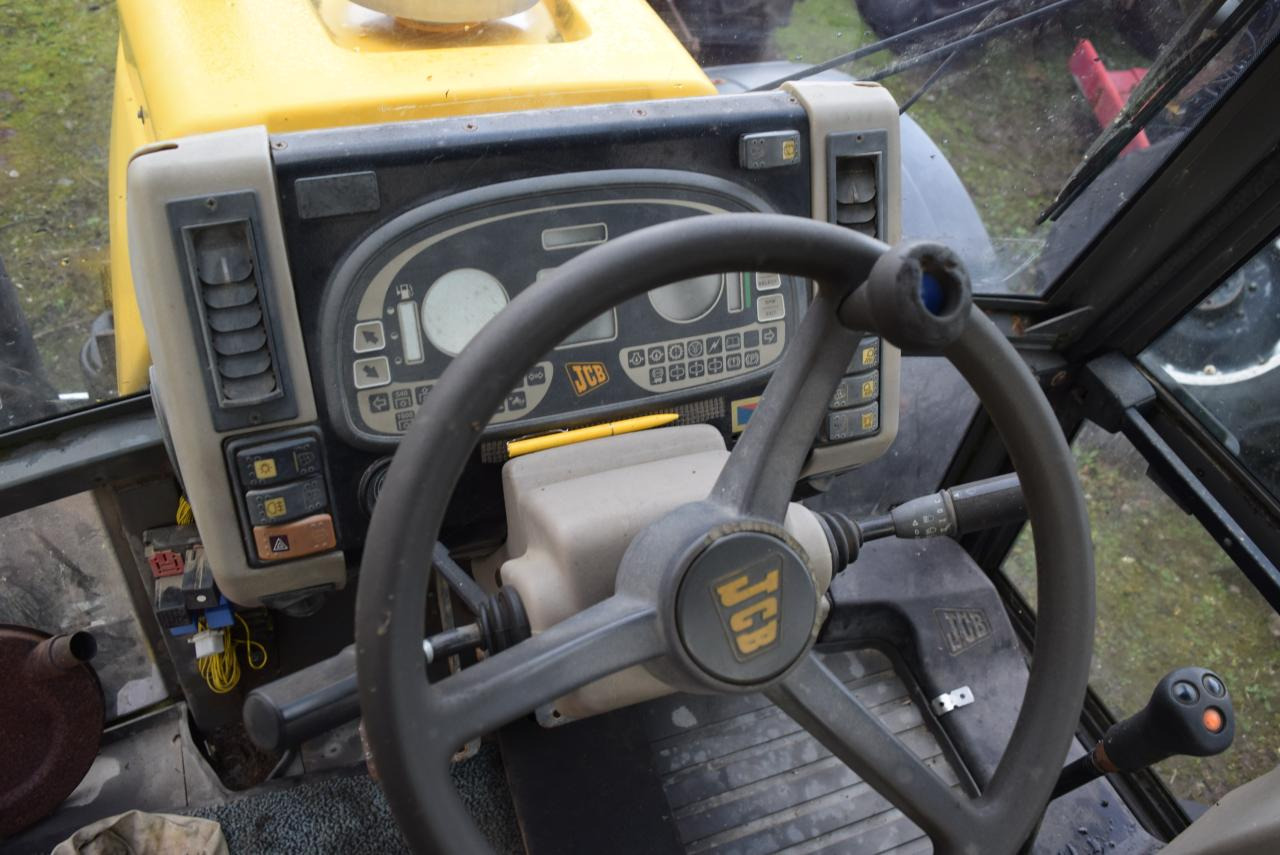 Трактор JCB Fastrac 2150: снимка 7