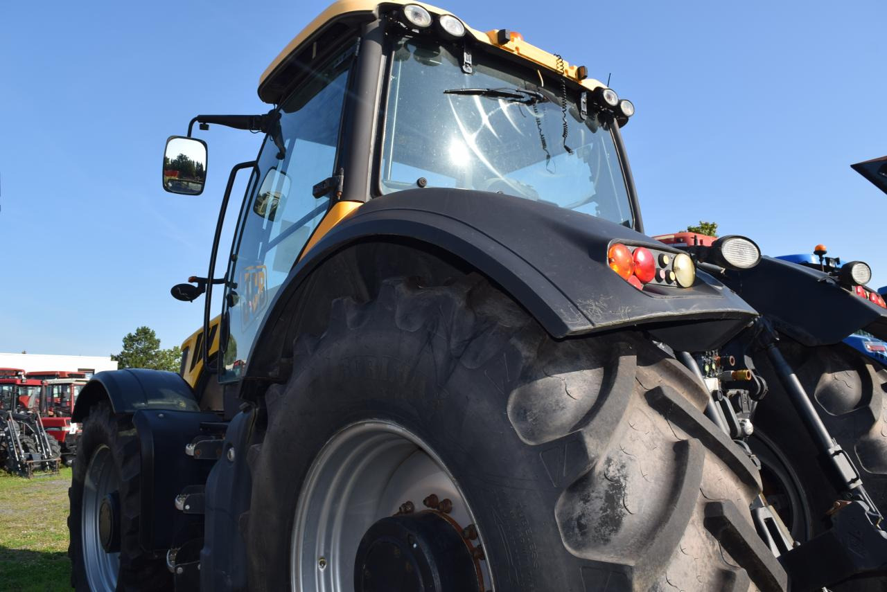 JCB Fastrac 8250 - Трактор: снимка 4 JCB Fastrac 8250 - Трактор: снимка 4