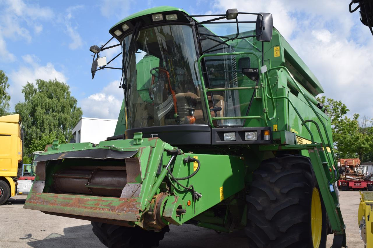 John Deere 2056 - Зърнокомбайн: снимка 3 John Deere 2056 - Зърнокомбайн: снимка 3