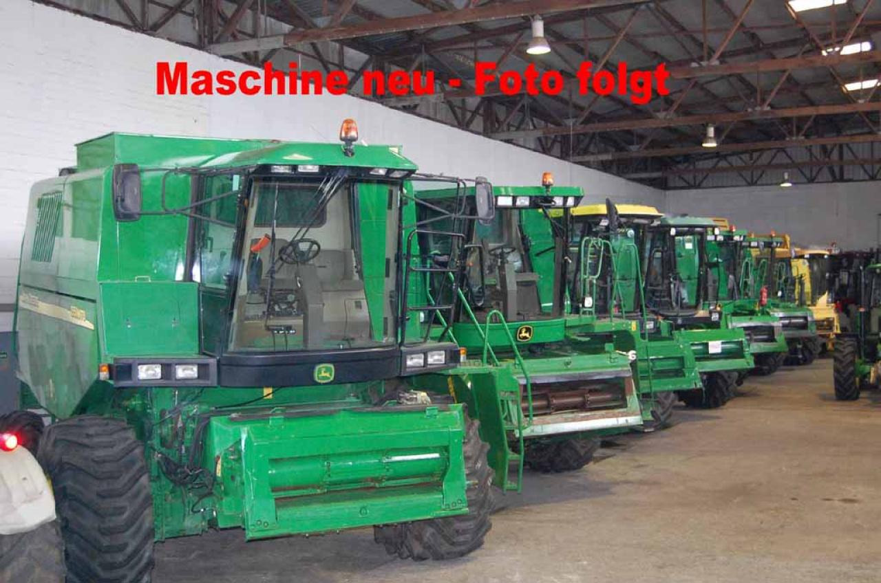 John Deere 2056 - Зърнокомбайн: снимка 1 John Deere 2056 - Зърнокомбайн: снимка 1