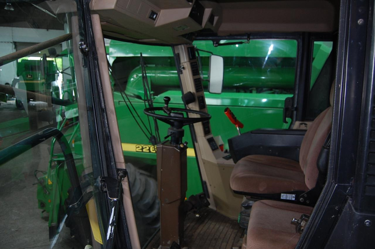 John Deere 2066 - Зърнокомбайн: снимка 5 John Deere 2066 - Зърнокомбайн: снимка 5