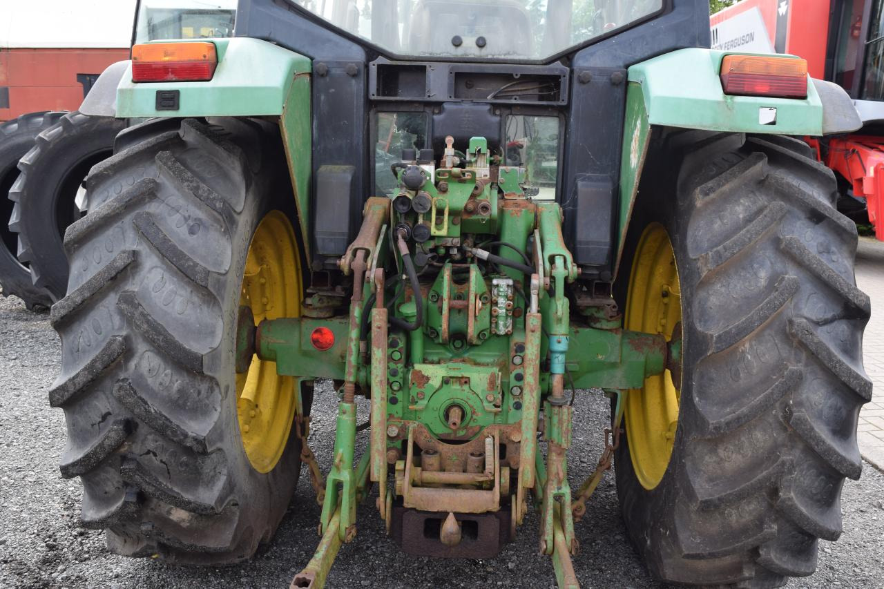 Трактор John Deere 6100: снимка 8