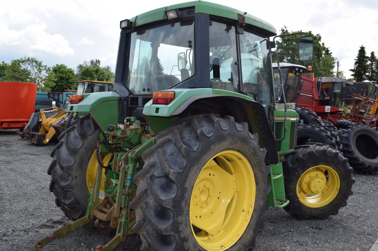 Трактор John Deere 6100: снимка 6