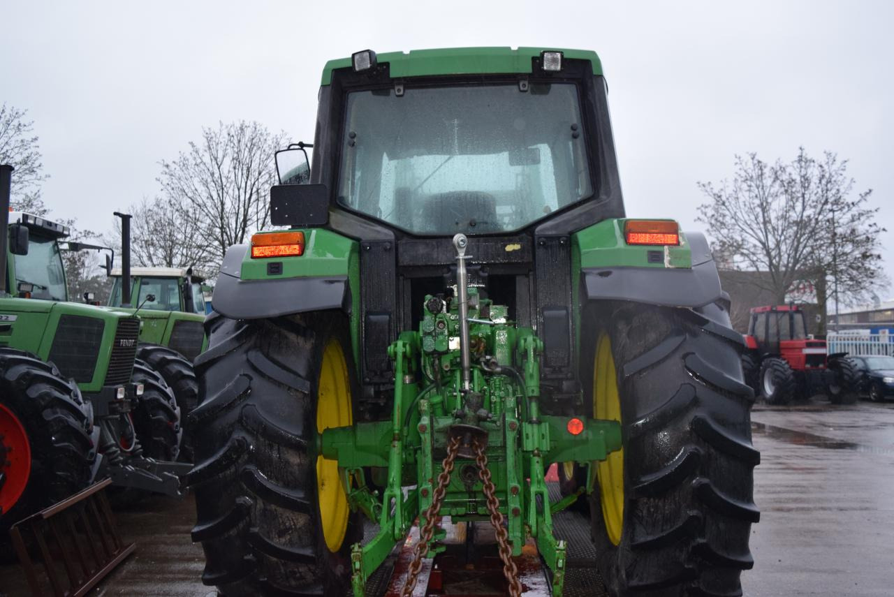 Трактор John Deere 6210: снимка 7 Трактор John Deere 6210: снимка 7