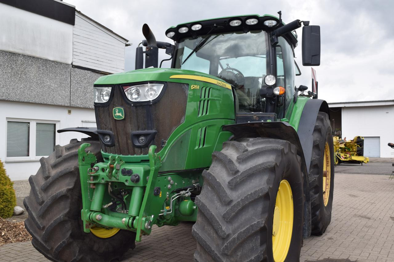 John Deere 6215 R - Трактор: снимка 4 John Deere 6215 R - Трактор: снимка 4
