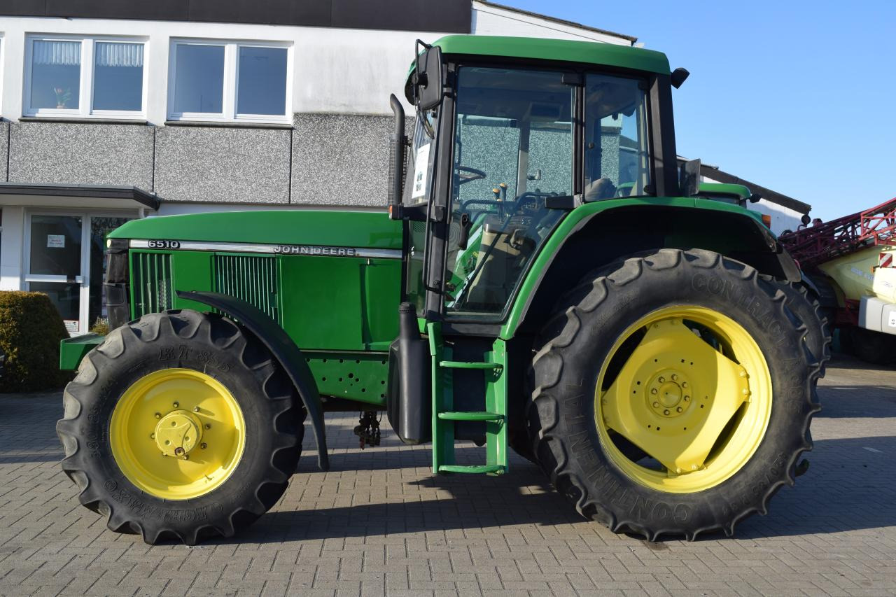 John Deere 6510 - Трактор: снимка 1 John Deere 6510 - Трактор: снимка 1